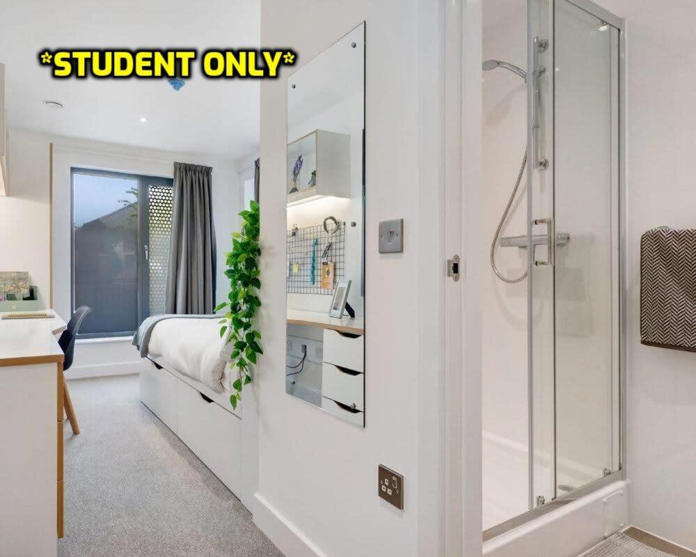 Student Only Zeni Ensuite Rooms, Colchester Ngoại thất bức ảnh
